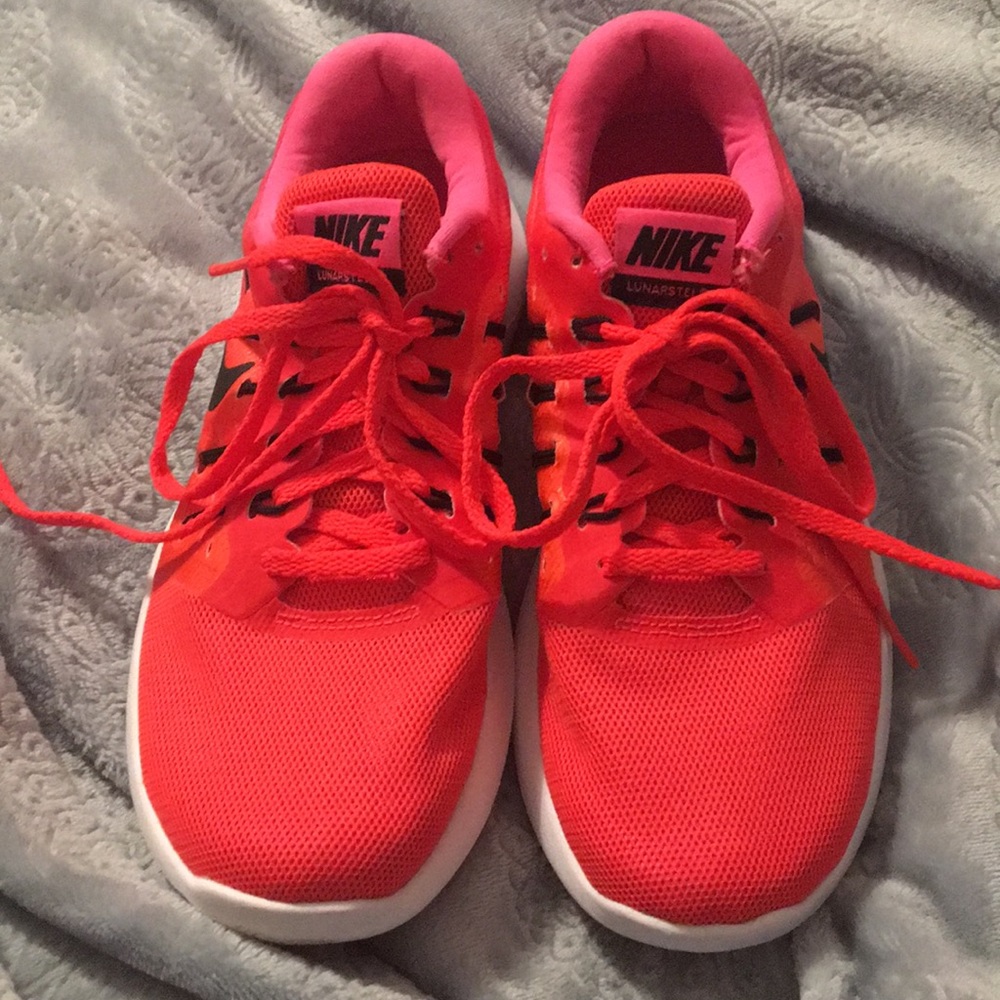 Nike Fitsole Tennis Shoes
